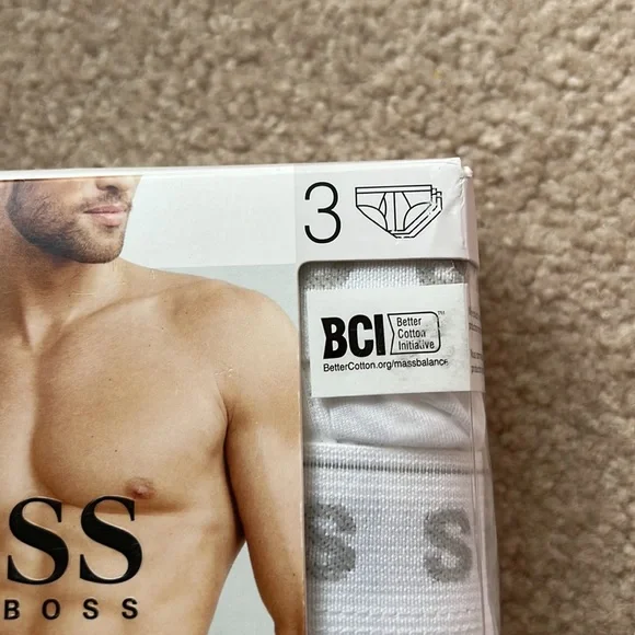 NIB Hugo Boss Traditional Briefs - Picture 3 of 6